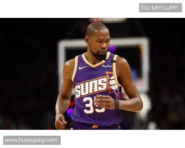 杜兰特领袖风范尽显！火箭逆转雄鹿背后，盛赞克里斯·保罗展现团队意识