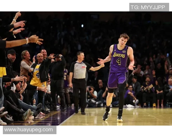 NBA常规赛排名：骑士爆冷搅局东部，猛龙连胜强势崛起，湖人季后赛前景堪忧